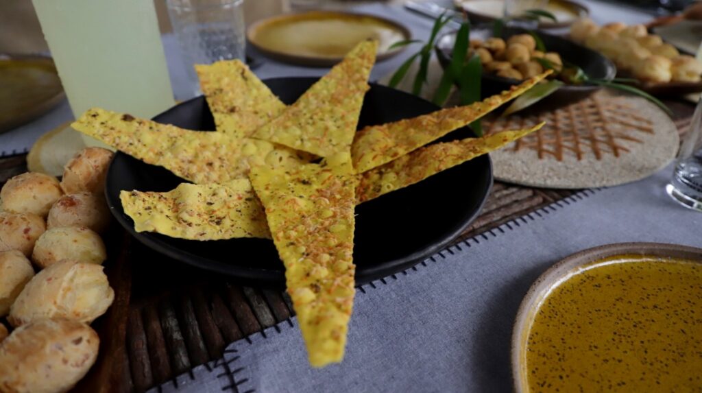 Amazonian dining experience on board the Manakin Riverboat