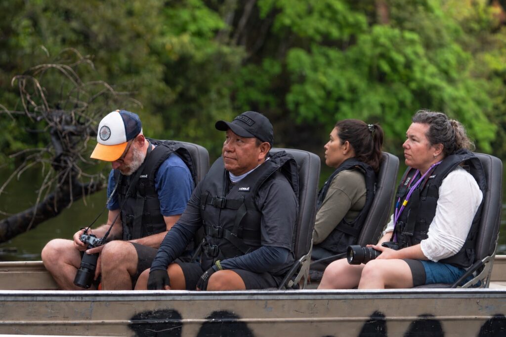zaltana-riverboat-expedition-amazon-brazil (5)